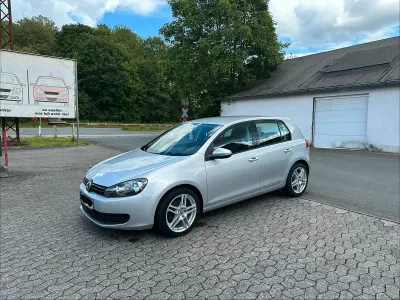 Gebraucht VW Golf VI Comfortline 80 PS (58 kW) 2009 Silber Kleinwagen