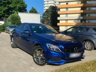 Gebraucht Mercedes C220 136 PS (100 kW) 2017 Blau Limousine