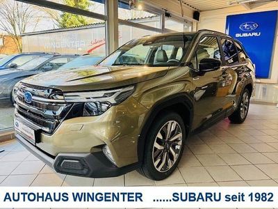 Neu Subaru Forester Platinum 136 PS (100 kW) 2025 Grün SUV