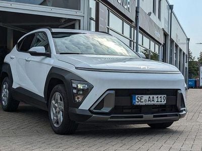 Gebraucht Hyundai Kona Trend 120 PS (88 kW) 2024 Weiß SUV
