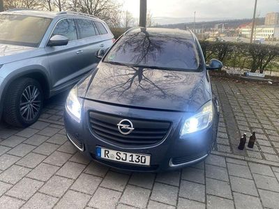 Gebraucht Opel Insignia Edition 160 PS (117 kW) 2009 Blau Kombi