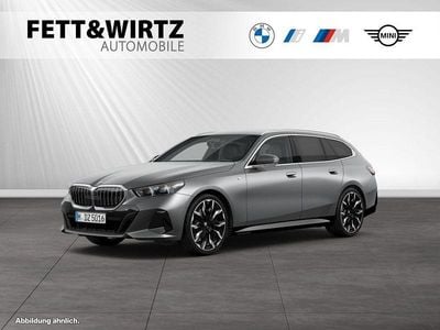 Gebraucht BMW 540 M Sport 286 PS (210 kW) 2024 Bmw individual frozen pure grey Kombi