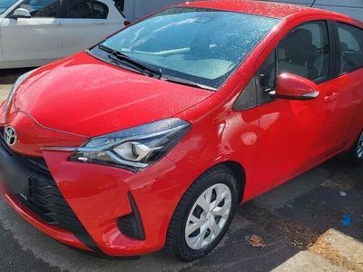 gebraucht Toyota Yaris Rot 2019