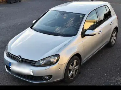 Usata VW Golf VI Team 105 CV (77 kW) 2010 Argento Utilitaria