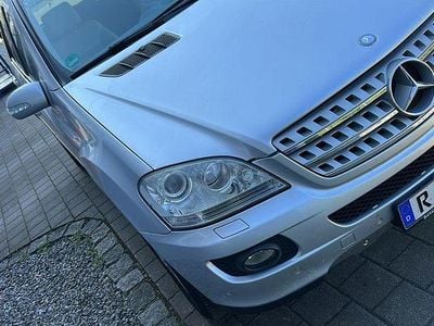 Mercedes ML320