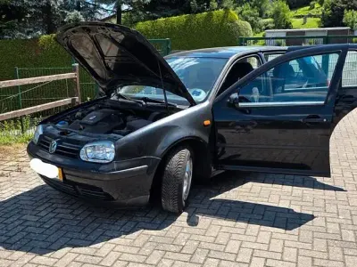 Gebraucht VW Golf III Basis 101 PS (74 kW) 1997 Schwarz Limousine