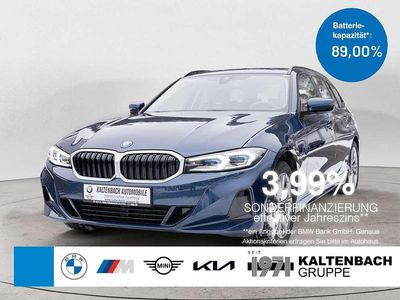 Blau Gebraucht 2022 BMW 330e Sport Line Kombi | 34.390 € (Fairer Preis)