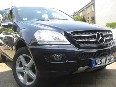 Gebraucht Mercedes ML280 258 PS (189 kW) 2007 Blau metallic SUV