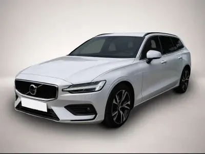 Gebraucht Volvo V60 Core 163 PS (119 kW) 2024 Weiß Kombi