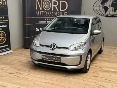 Używany VW up! move up! 65 KM (47 kW) 2021 Srebrny Hatchback