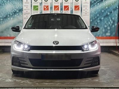 Gebraucht VW Scirocco 125 PS (91 kW) 2016 Weiß Coupé