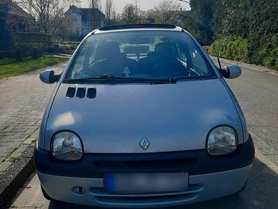 Gebraucht Renault Twingo 58 PS (42 kW) 2003 Silber Kleinwagen