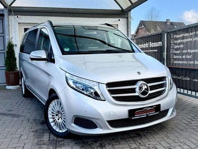 Gebraucht Mercedes V220 Edition 163 PS (119 kW) 2017 Brillantsilber metallic Van / Kleinbus