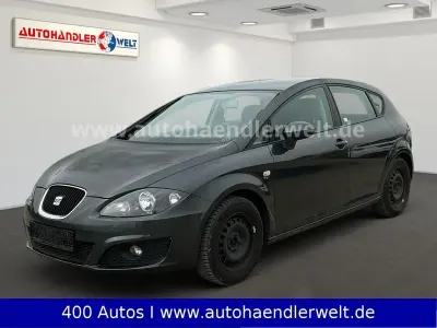 Begagnad Seat Leon Reference 125 HK (91 kW) 2011 Grå Halvkombi