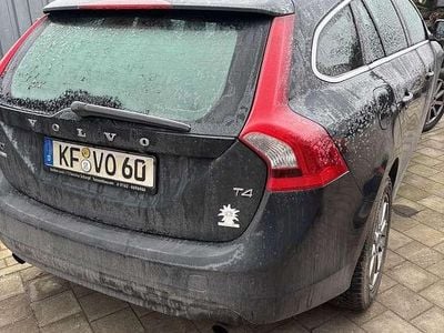 Gebraucht Volvo V60 Momentum 179 PS (131 kW) 2013 Kombi