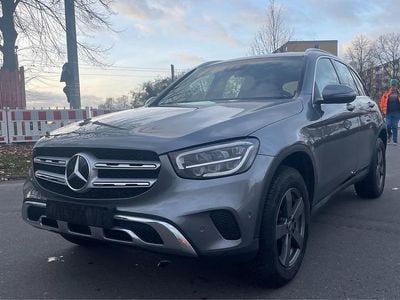 Mercedes GLC200