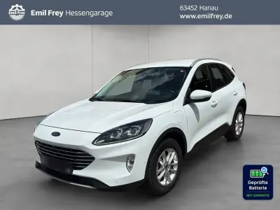 Gebraucht Ford Kuga Titanium 152 PS (111 kW) 2022 Weiß SUV