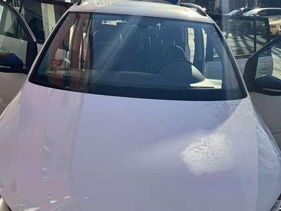 Gebraucht VW Touran Match 105 PS (77 kW) 2012 Weiß Van / Kleinbus