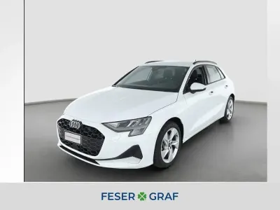 Gebraucht Audi A3 Advanced Plus 116 PS (85 kW) 2025 Gletscherweiß metallic Limousine