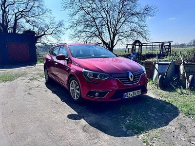 Gebraucht Renault Mégane IV Intens 101 PS (74 kW) 2018 Rot Limousine