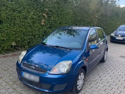Usata Ford Fiesta 70 CV (51 kW) 2007 Blu Utilitaria