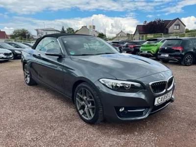 Gebraucht BMW 220 Sport Line 184 PS (135 kW) 2016 Grau Cabrio