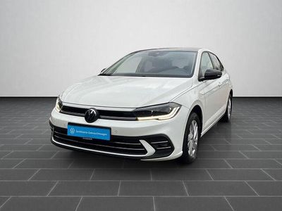 Pure white (metallic) Gebraucht 2022 VW Polo Style Limousine | 18.590 € (Guter Preis)