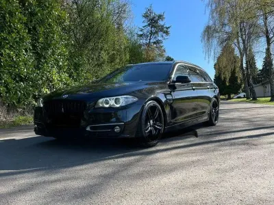 Gebraucht BMW 530 Performance 258 PS (189 kW) 2014 Schwarz Kombi