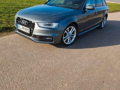 Gebraucht Audi A4 Ambition 177 PS (130 kW) 2013 Grau Limousine