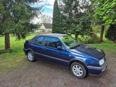 Gebraucht VW Golf Cabriolet 90 PS (66 kW) 1994 Blau Cabrio