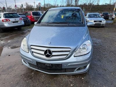 Gebraucht Mercedes B200 Edition 140 PS (102 kW) 2008 Blau Van / Kleinbus