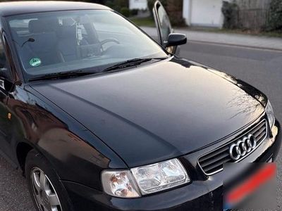 Gebraucht Audi A3 Attraction 101 PS (74 kW) 1997 Schwarz Kleinwagen