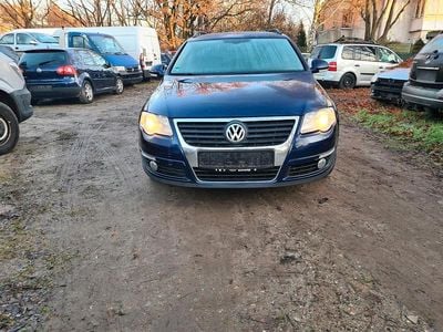 Gebraucht VW Passat 140 PS (102 kW) 2008 Blau Kombi