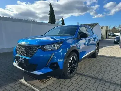 Gebraucht Peugeot 2008 Allure 131 PS (96 kW) 2022 Blau SUV