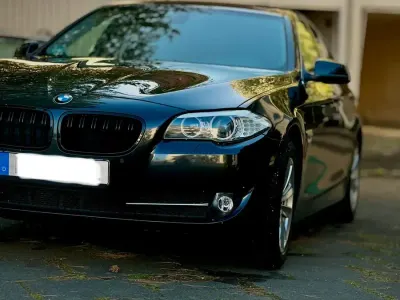 Gebraucht BMW 520 184 PS (135 kW) 2012 Grau Limousine