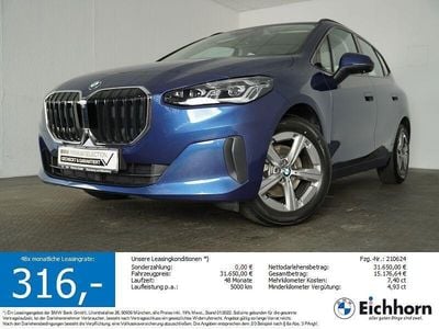 Gebraucht BMW 220 Active Tourer Sport Line 170 PS (125 kW) 2025 Phytonicblau metallic Van / Kleinbus