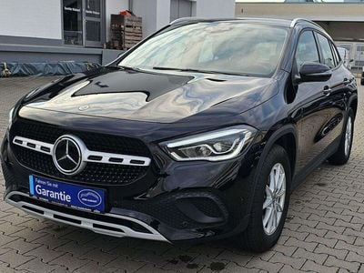 Mercedes GLA220