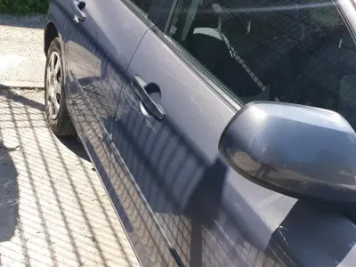Gebraucht Mazda 3 105 PS (77 kW) 2009 Grau Limousine
