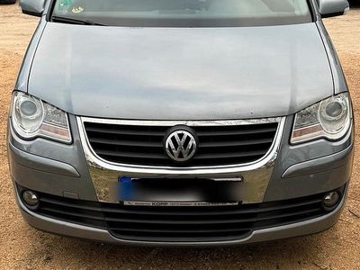 Gebraucht VW Touran 140 PS (102 kW) 2007 Grau Van / Kleinbus