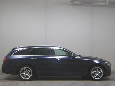 Gebraucht Mercedes E300 AMG line 320 PS (235 kW) 2021 Blau Limousine