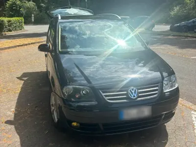 Gebraucht VW Touran 140 PS (102 kW) 2004 Schwarz Van / Kleinbus