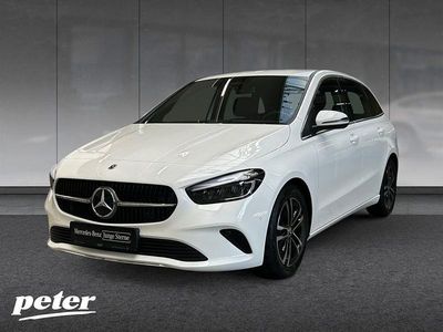 Używany Mercedes B200 Progressive 163 KM (119 kW) 2025 Biały Minivan