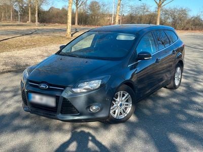 Gebraucht Ford Focus Titanium 120 PS (88 kW) 2013 Grau Kombi