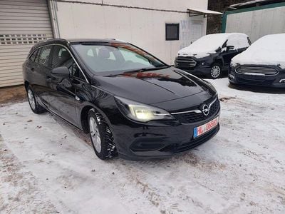 Schwarz Gebraucht 2020 Opel Astra Edition Limousine | 12.350 € (Fairer Preis)