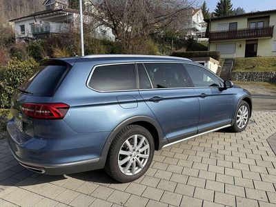 Usata VW Passat Alltrack S 239 CV (175 kW) 2017 Blu Station wagon