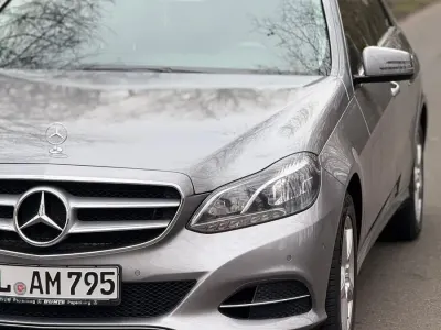 Second-hand Mercedes E250 150 CP (110 kW) 2013 Gri Berlinǎ