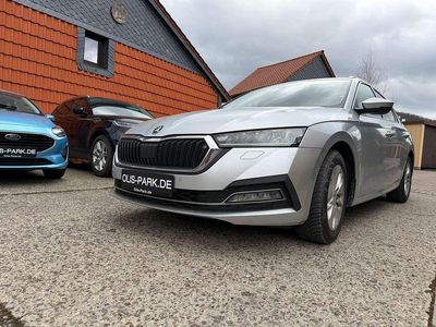 Gebraucht Skoda Octavia Ambition 116 PS (85 kW) 2020 Brilliantsilber metallic Kombi