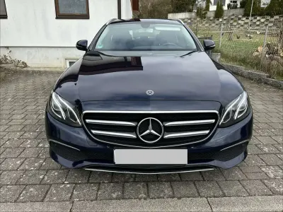Second-hand Mercedes E220
