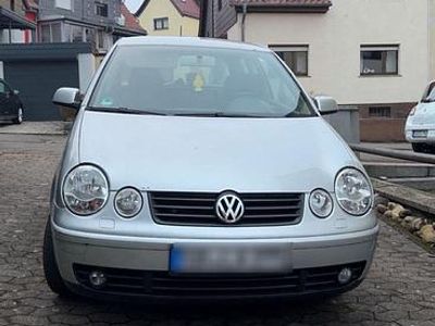 Second-hand VW Polo 75 CP (55 kW) 2003 Gri Hatchback