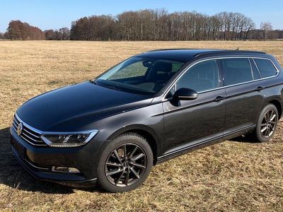 Gebraucht VW Passat Comfortline 150 PS (110 kW) 2018 Schwarz Kombi